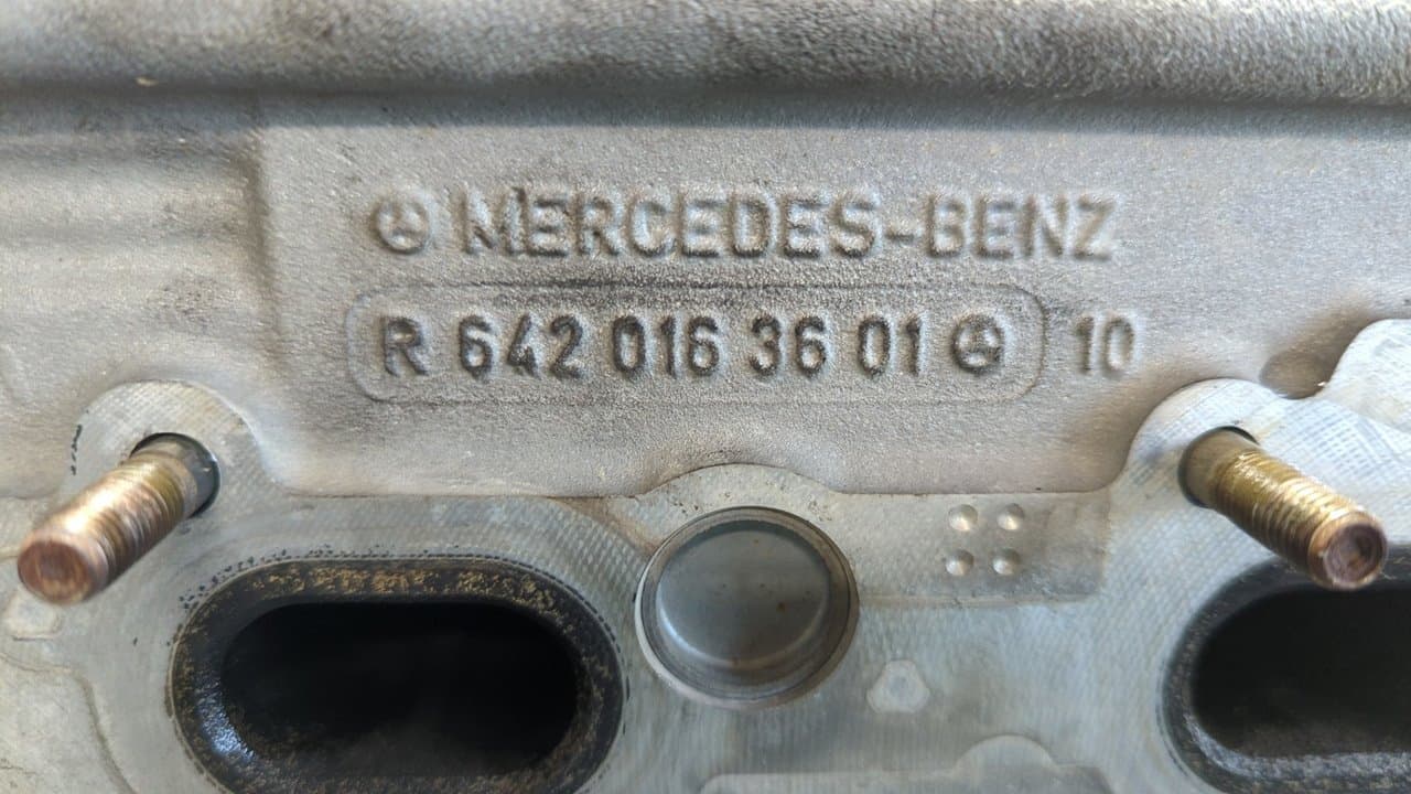 Recambio de CULATA para MERCEDES-BENZ CLASE GLK (W204) GLK 3.0 CDI CAT OM642961 referencia OEM IAM A6420101221 4