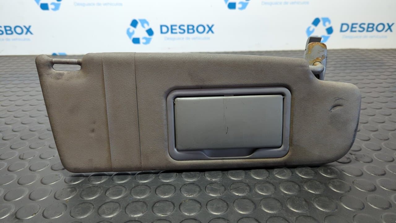 Recambio de PARASOL DERECHO para AUDI A3 (8L) 1.9 TDI AGR referencia OEM IAM 3B0857552 - GRIS