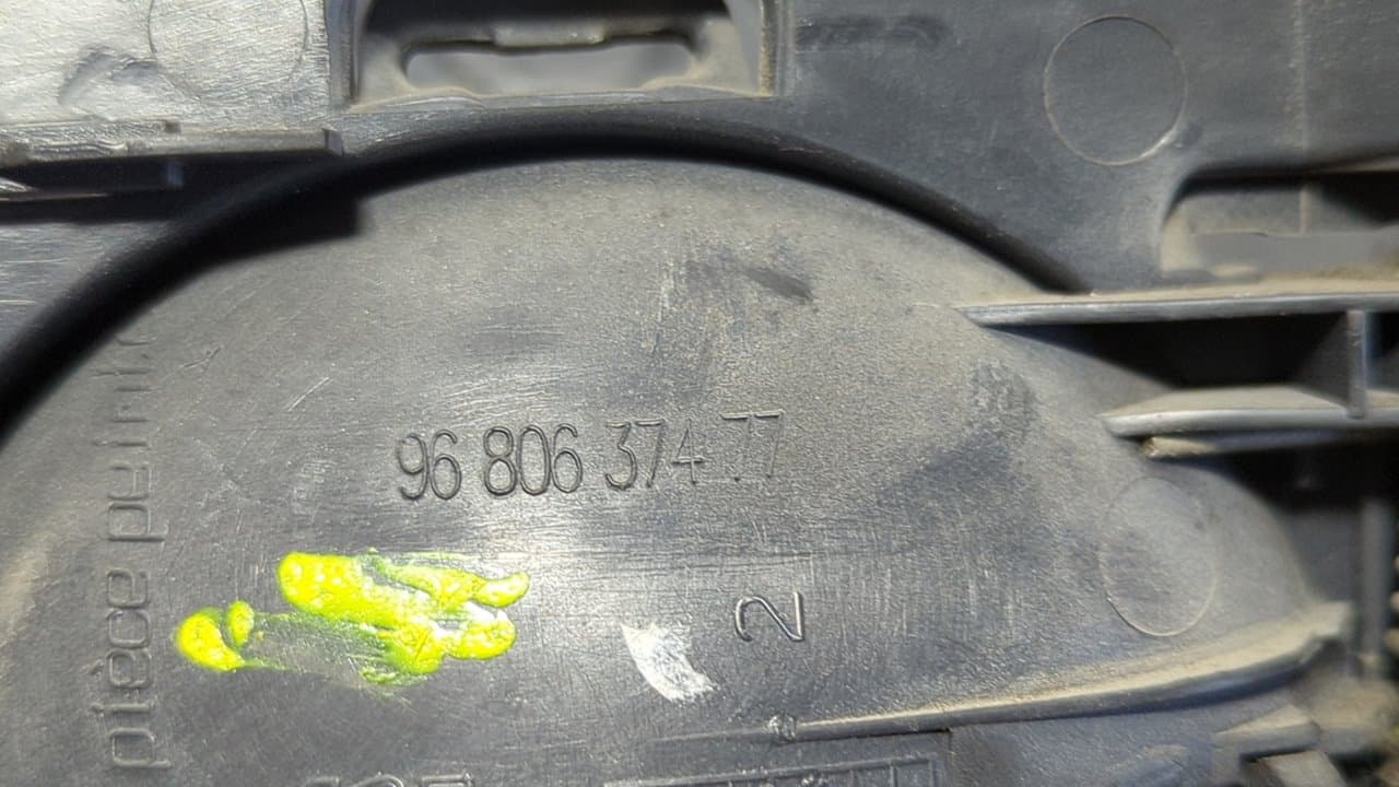 Recambio de MANETA INTERIOR DELANTERA IZQUIERDA para CITROEN C3 1.4 Audace KFVTU3JP referencia OEM IAM 9680637477 - GRIS 4