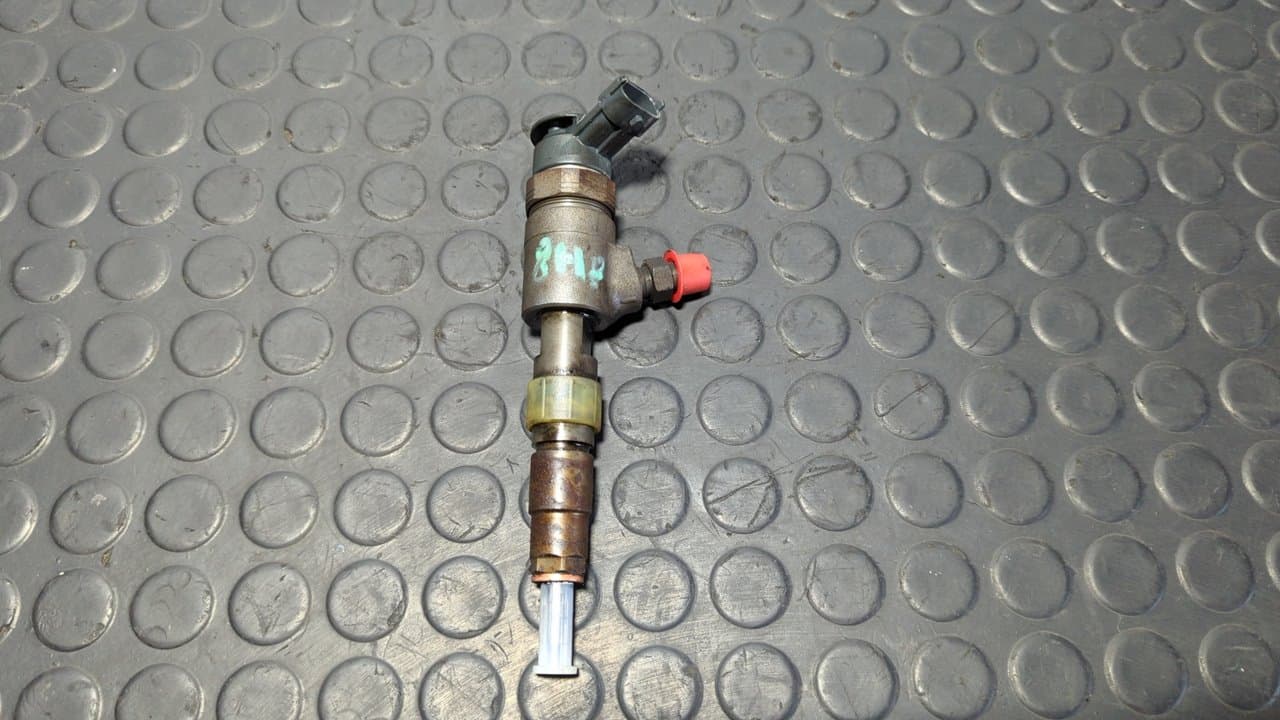 Recambio de INYECTOR para PEUGEOT 208 1.4 8HP referencia OEM IAM 0445110339