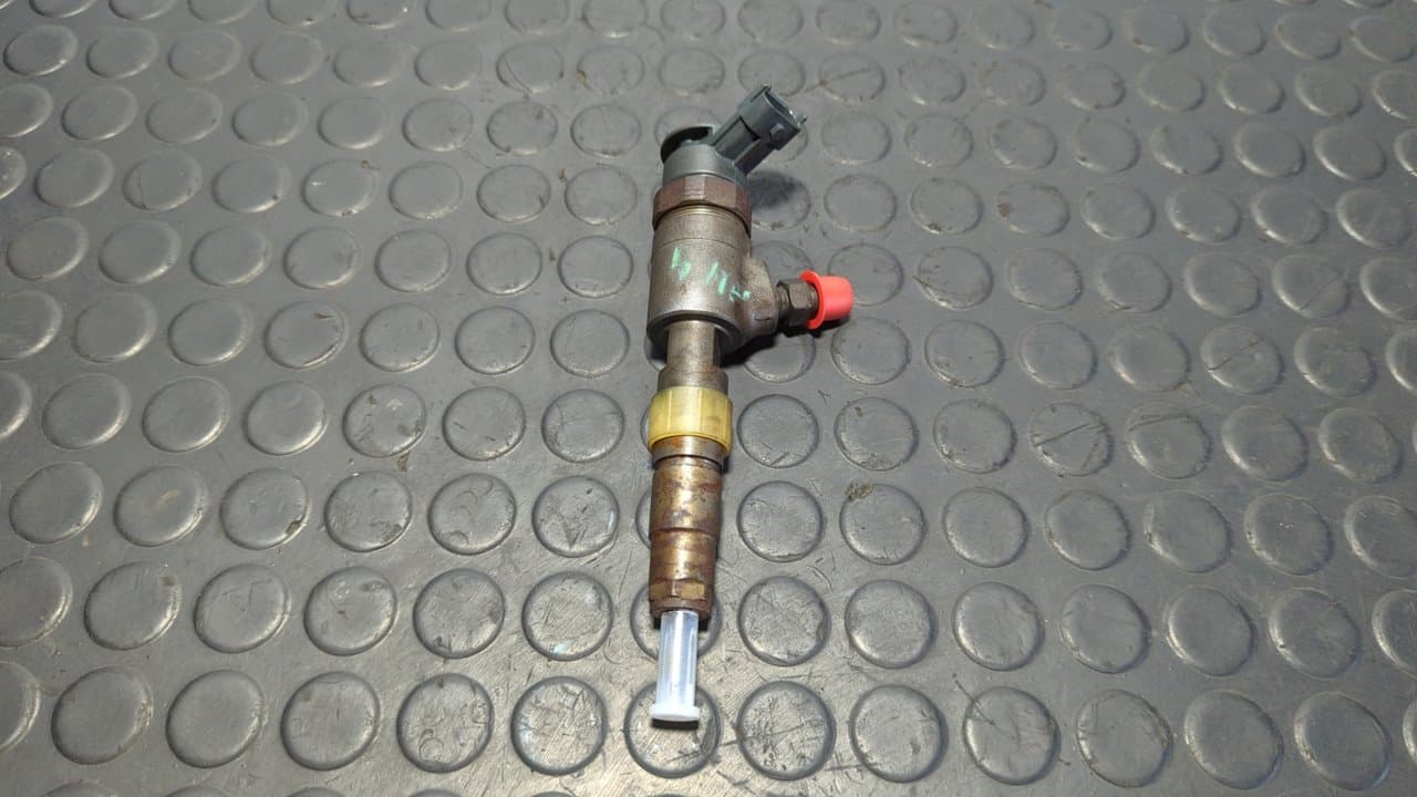 Recambio de INYECTOR para PEUGEOT 208 1.4 8HP referencia OEM IAM 0445110339