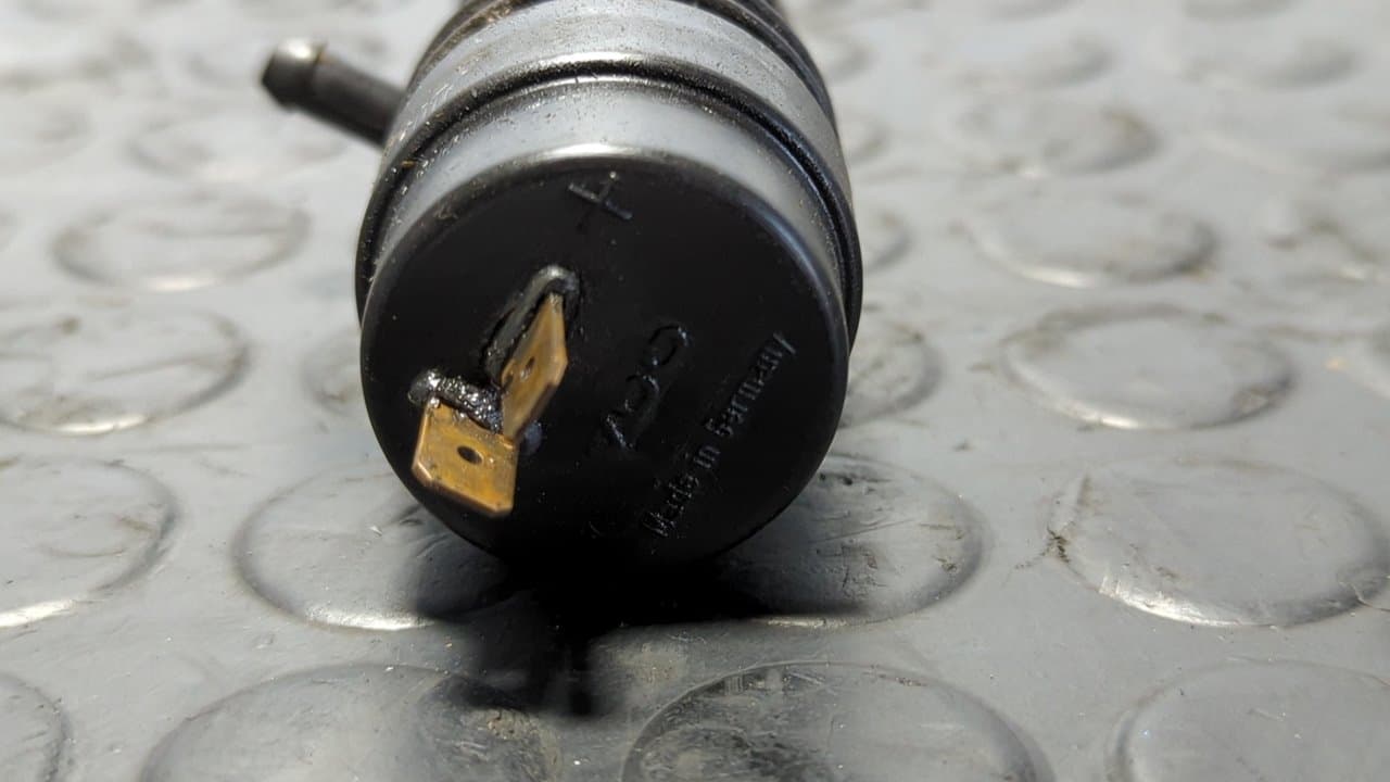 Recambio de BOMBA LIMPIA para MERCEDES-BENZ VITO (W638) CAJA CERRADA 110 D        (638.074) 601D23 - AZUL 3