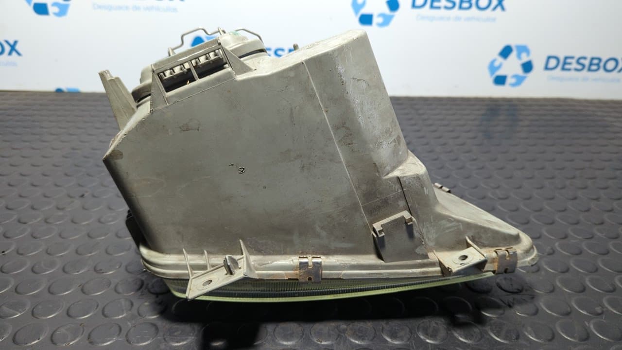 Recambio de FARO IZQUIERDO para MERCEDES-BENZ VITO (W638) CAJA CERRADA 110 D        (638.074) 601D23 referencia OEM IAM 5063 - AZUL 7
