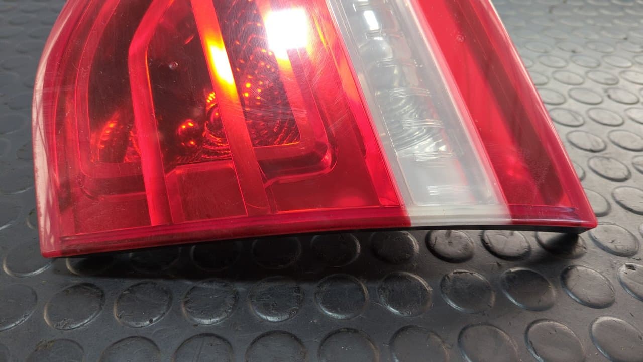 Recambio de PILOTO PORTON DERECHO para CITROEN C4 PICASSO Exclusive 9HZ referencia OEM IAM 9653547677 - GRIS 2