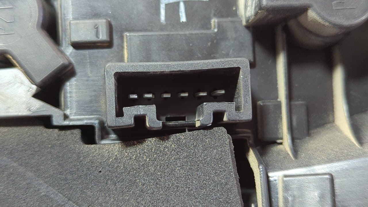 Recambio de PILOTO TRASERO DERECHO para TOYOTA COROLLA (E12) 2.0 D-CAT 1CDFTV referencia OEM IAM 0251 - GRIS 5