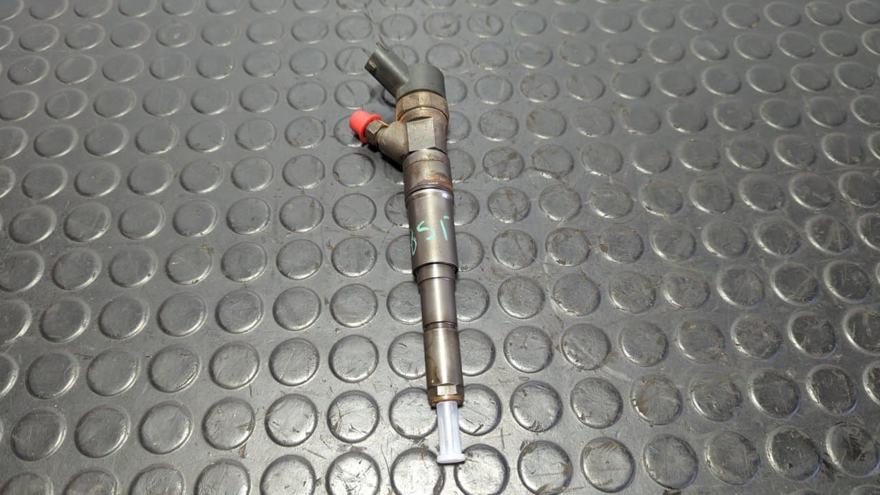 Recambio de INYECTOR para BMW SERIE 5 BERLINA (E39) M57256D1 referencia OEM IAM 7785985 - DORADO 2