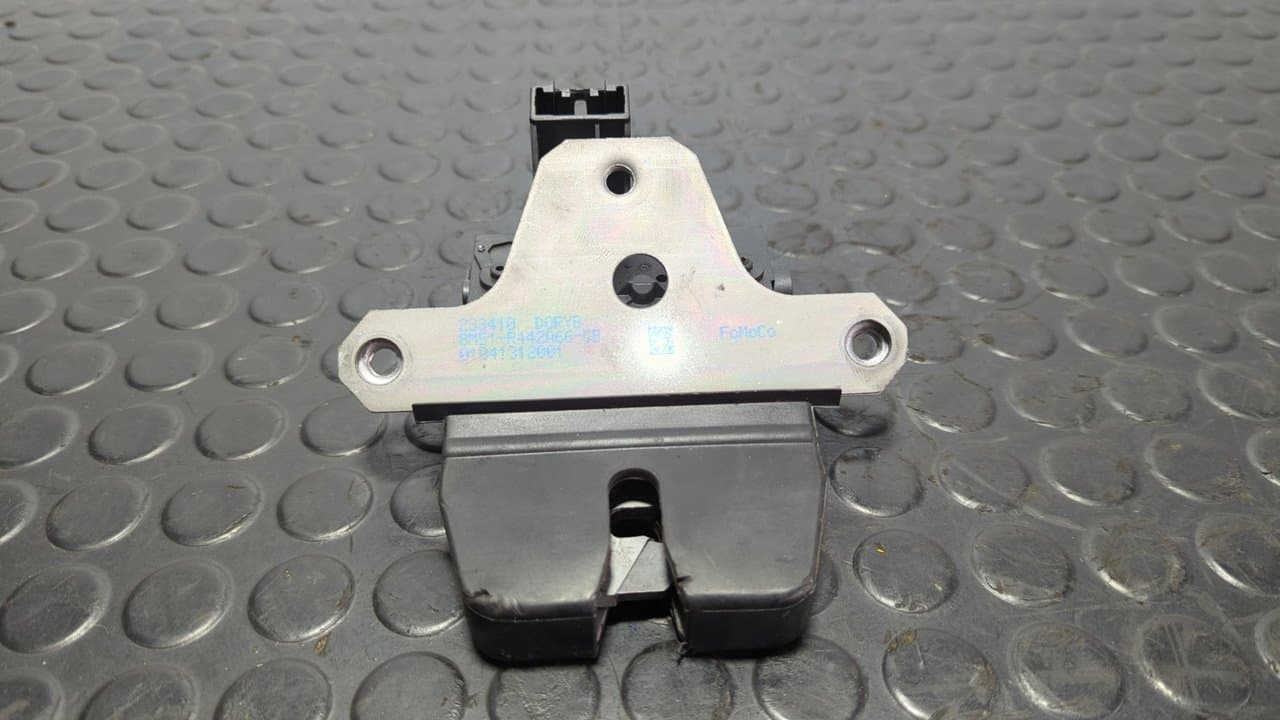 Recambio de CERRADURA MALETERO / PORTON para FORD KUGA (CBS) Titanium S TXDA referencia OEM IAM 8M51R442A66CB - BLANCO