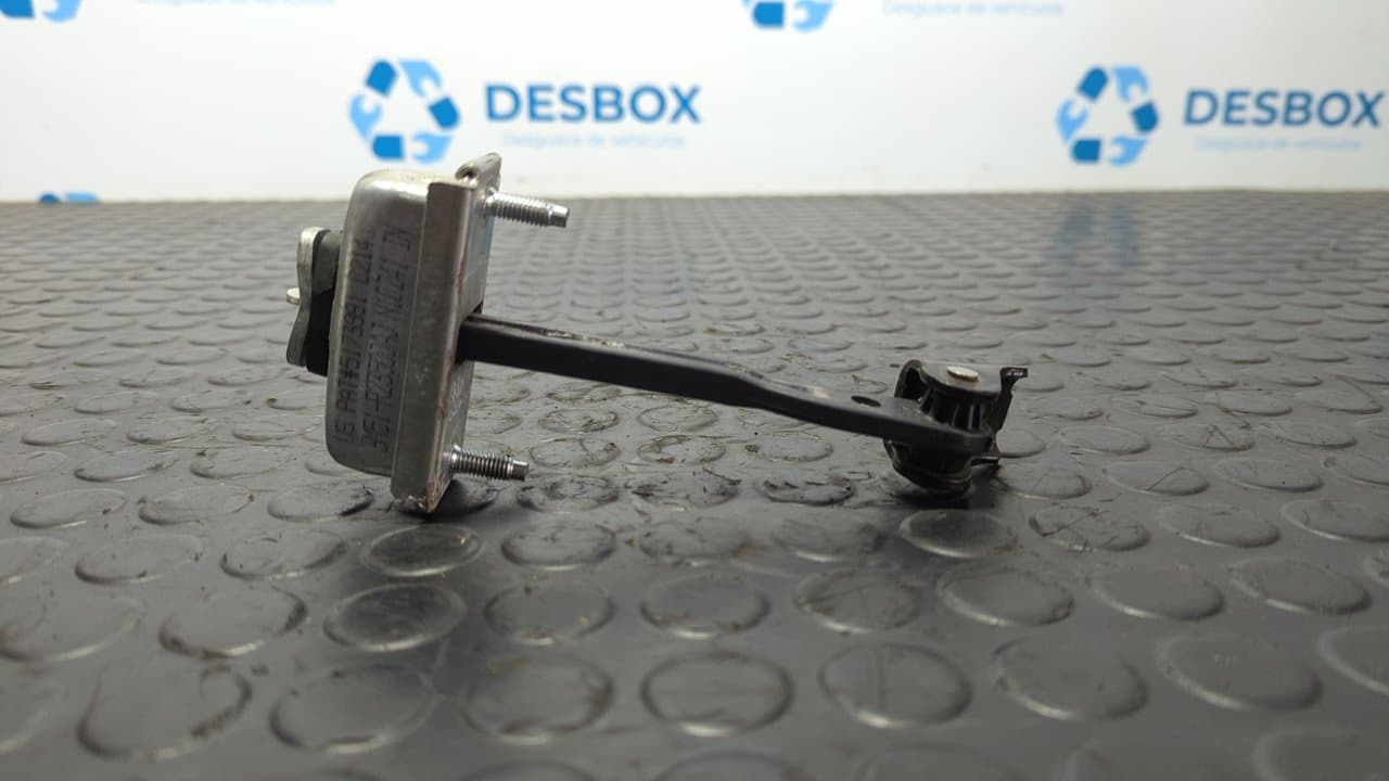 Recambio de RETENEDOR PUERTA IZQUIERDA  para FORD KUGA (CBS) Titanium S TXDA referencia OEM IAM 3M51R23500AJ - BLANCO