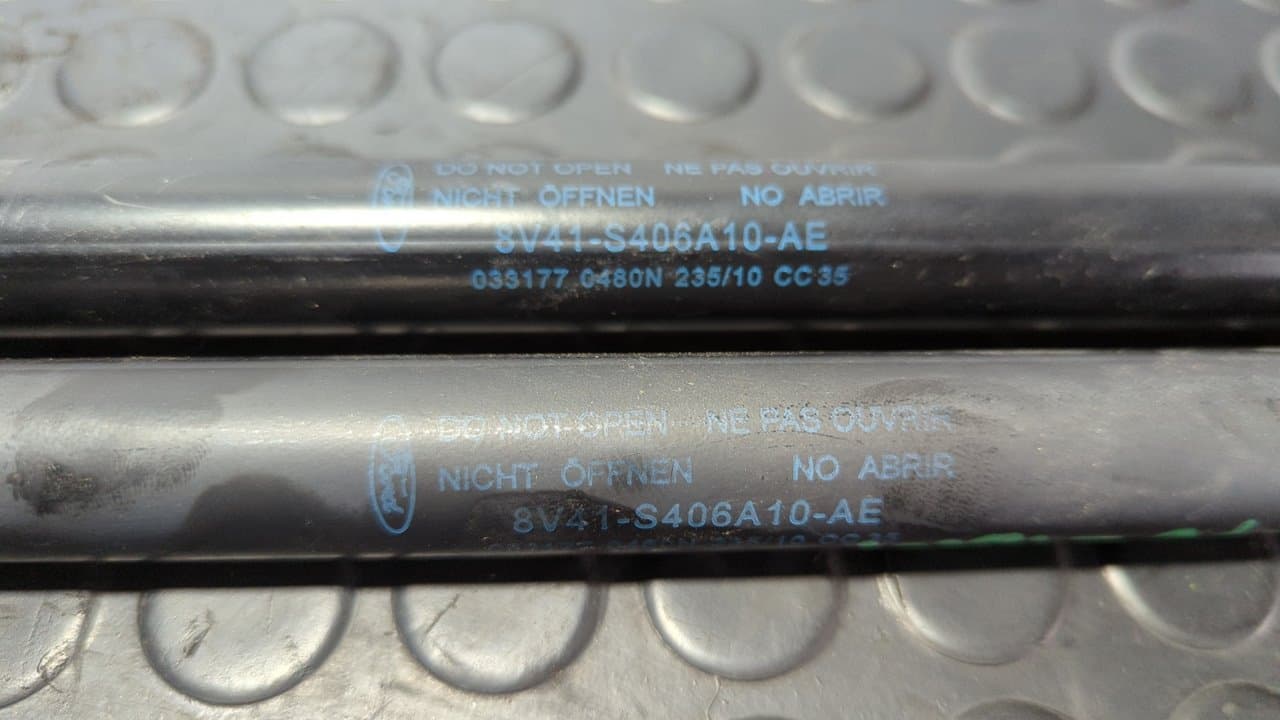 Recambio de AMORTIGUADORES MALETERO / PORTON para FORD KUGA (CBS) Titanium S TXDA referencia OEM IAM 8V41S406A10AE - BLANCO 2