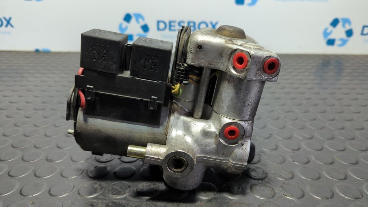Recambio de ABS para SSANGYONG MUSSO 2.9 D OM662 referencia OEM IAM 4891005000 - ROJO 6