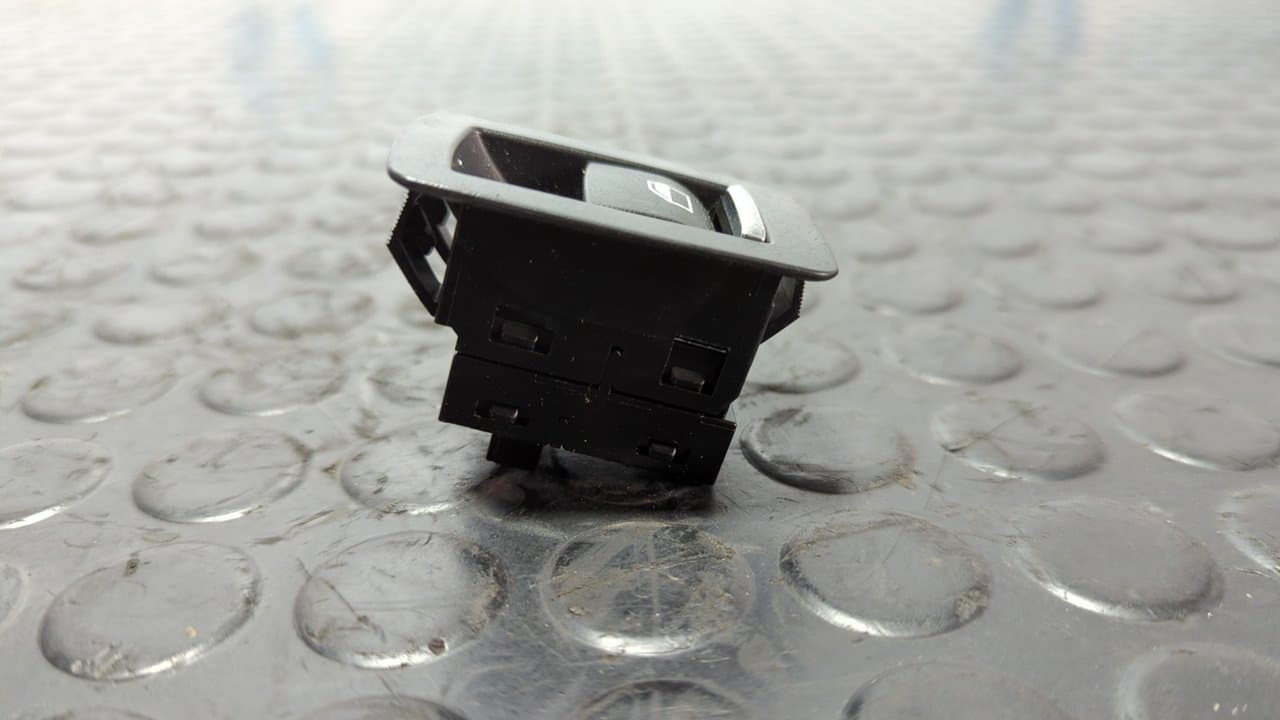 Recambio de MANDO ELEVALUNAS TRASERO IZQUIERDO para BMW SERIE 3 LIM. (F30) 318d Advantage B47D20A referencia OEM IAM 936193601 - NEGRO 4