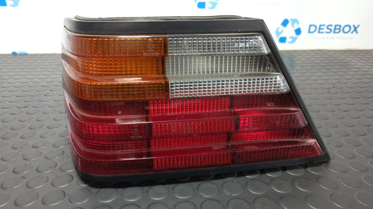 Recambio de PILOTO TRASERO IZQUIERDO para MERCEDES-BENZ CLASE E (W124) BERLINA 3.0 Diesel 603912 referencia OEM IAM 163023 - AZUL