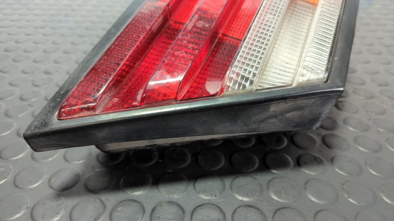 Recambio de PILOTO TRASERO IZQUIERDO para MERCEDES-BENZ CLASE E (W124) BERLINA 3.0 Diesel 603912 referencia OEM IAM 163023 - AZUL 11