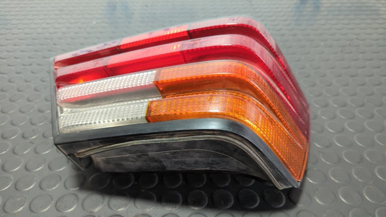 Recambio de PILOTO TRASERO IZQUIERDO para MERCEDES-BENZ CLASE E (W124) BERLINA 3.0 Diesel 603912 referencia OEM IAM 163023 - AZUL 6