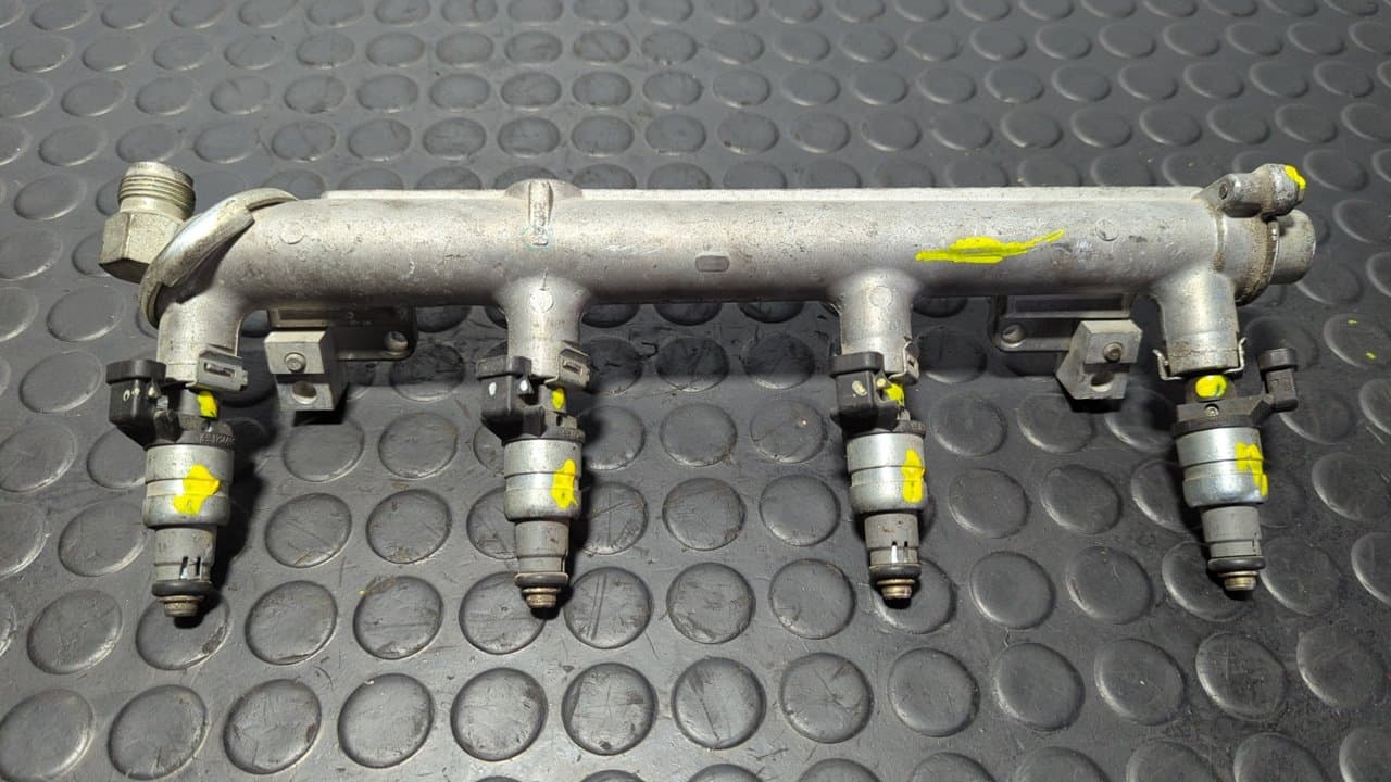 Recambio de RAMPA INYECTORA para OPEL VECTRA C BERLINA 2.2 16V CAT (Z 22 SE) referencia OEM IAM 12574825