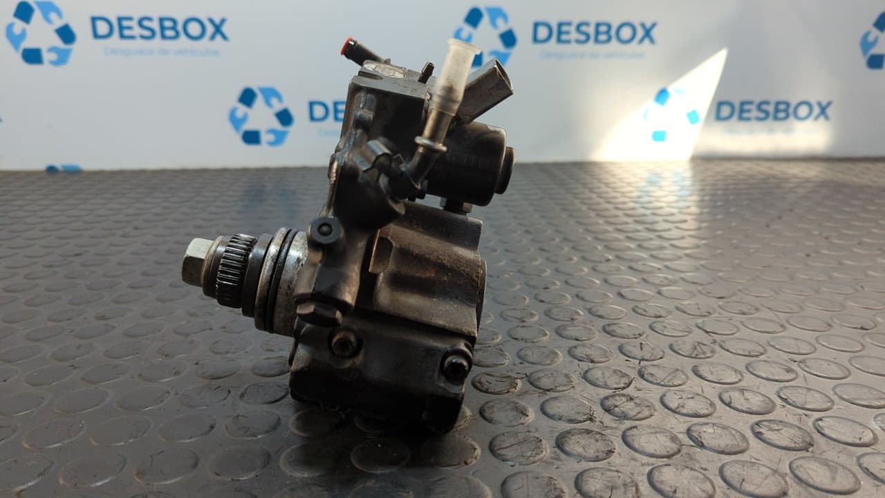 Recambio de BOMBA INYECCION para MERCEDES-BENZ CLASE E (W212) FAMILIAR OM651925 referencia OEM IAM 93077530A - VERDE 2