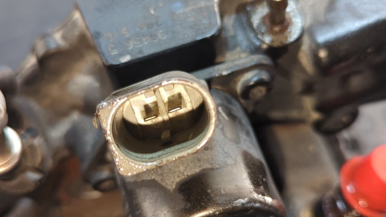 Recambio de BOMBA INYECCION para MERCEDES-BENZ CLASE E (W212) FAMILIAR OM651925 referencia OEM IAM 93077530A - VERDE 3