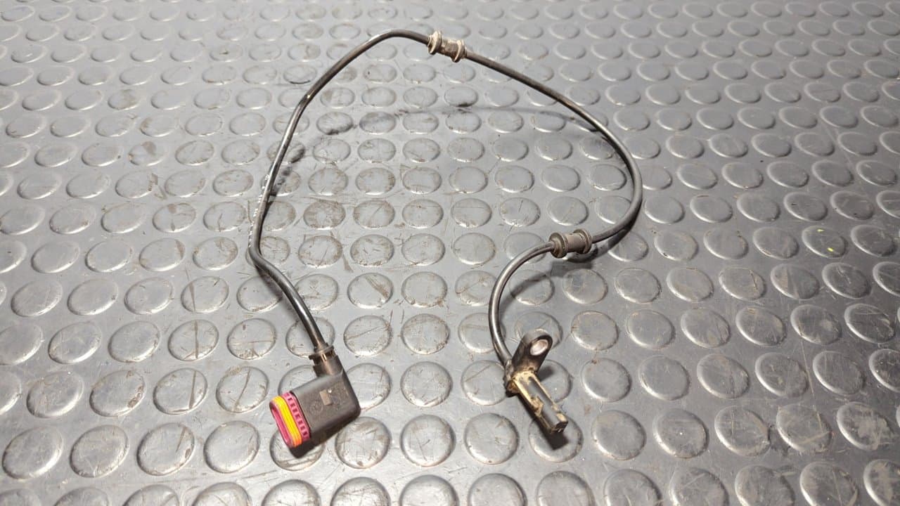 Recambio de SENSOR ABS TRASERO IZQUIERDO para MERCEDES-BENZ CLASE E (W212) FAMILIAR 200 CDI BlueEfficiency (212.205) OM651925 referencia OEM IAM A0395452928 - VERDE