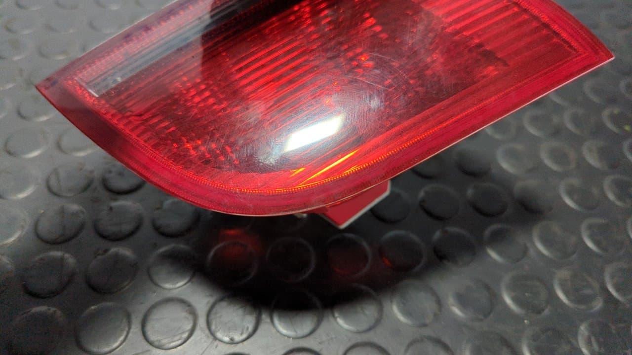 Recambio de PILOTO PORTON IZQUIERDO para AUDI A3 SPORTBACK (8P) 2.0 FSI Ambiente BLR referencia OEM IAM 8P4945093 - NEGRO 2