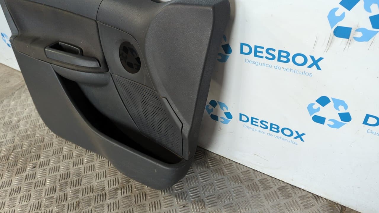 Recambio de GUARNECIDO PUERTA DELANTERA IZQUIERDA para CITROEN C3 1.4 Audace KFVTU3JP referencia OEM IAM 9653076777 - GRIS 4