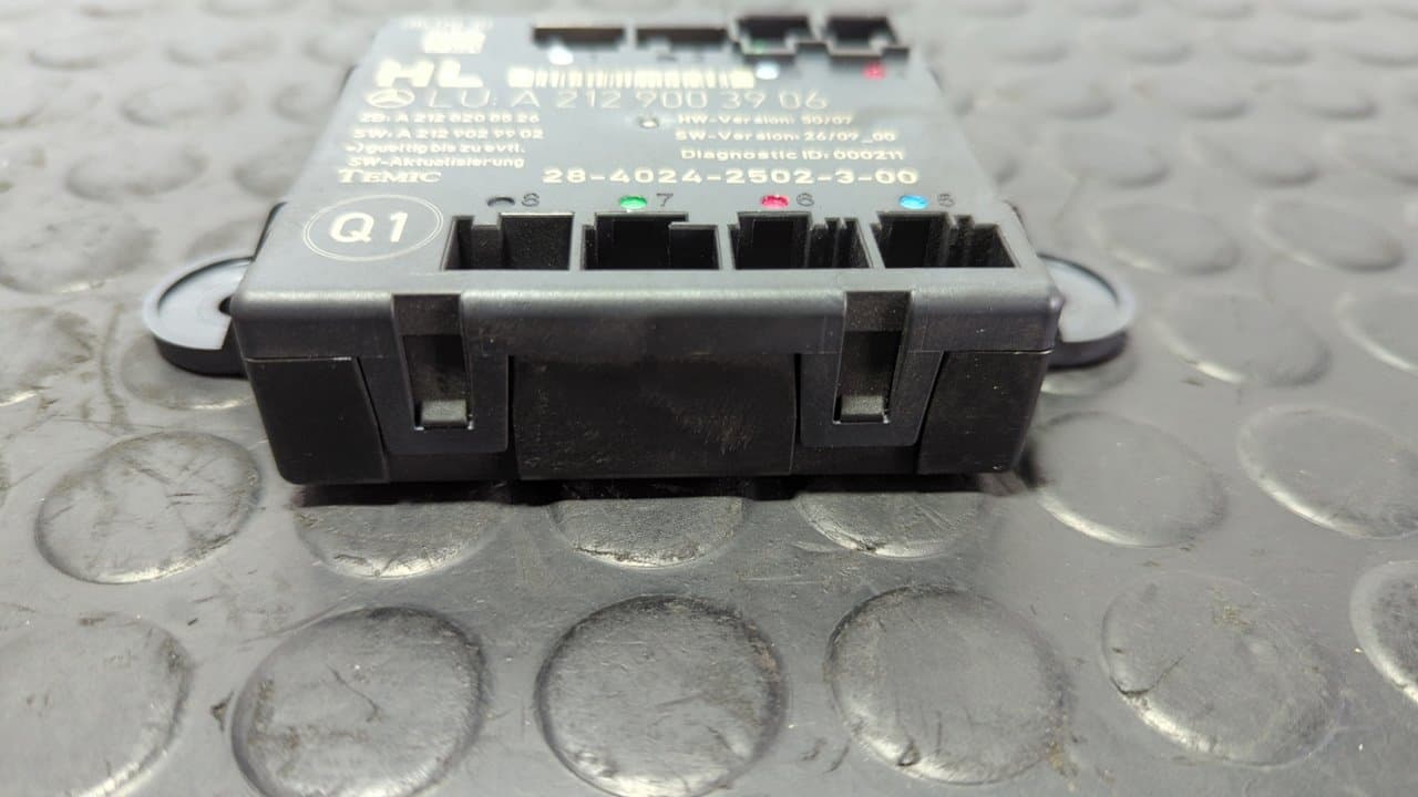 Recambio de MODULO CONFORT para MERCEDES-BENZ CLASE E (W212) FAMILIAR 200 CDI BlueEfficiency (212.205) OM651925 referencia OEM IAM A2129003906 - VERDE 8