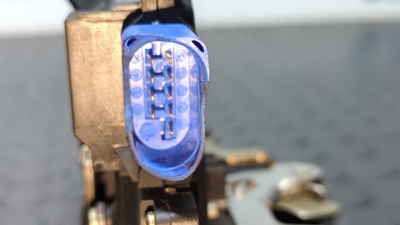 Recambio de CERRADURA PUERTA DELANTERA IZQUIERDA para VOLKSWAGEN GOLF V BERLINA (1K1) 1.9 TDI BKC referencia OEM IAM 3D1837015 - AZUL 3