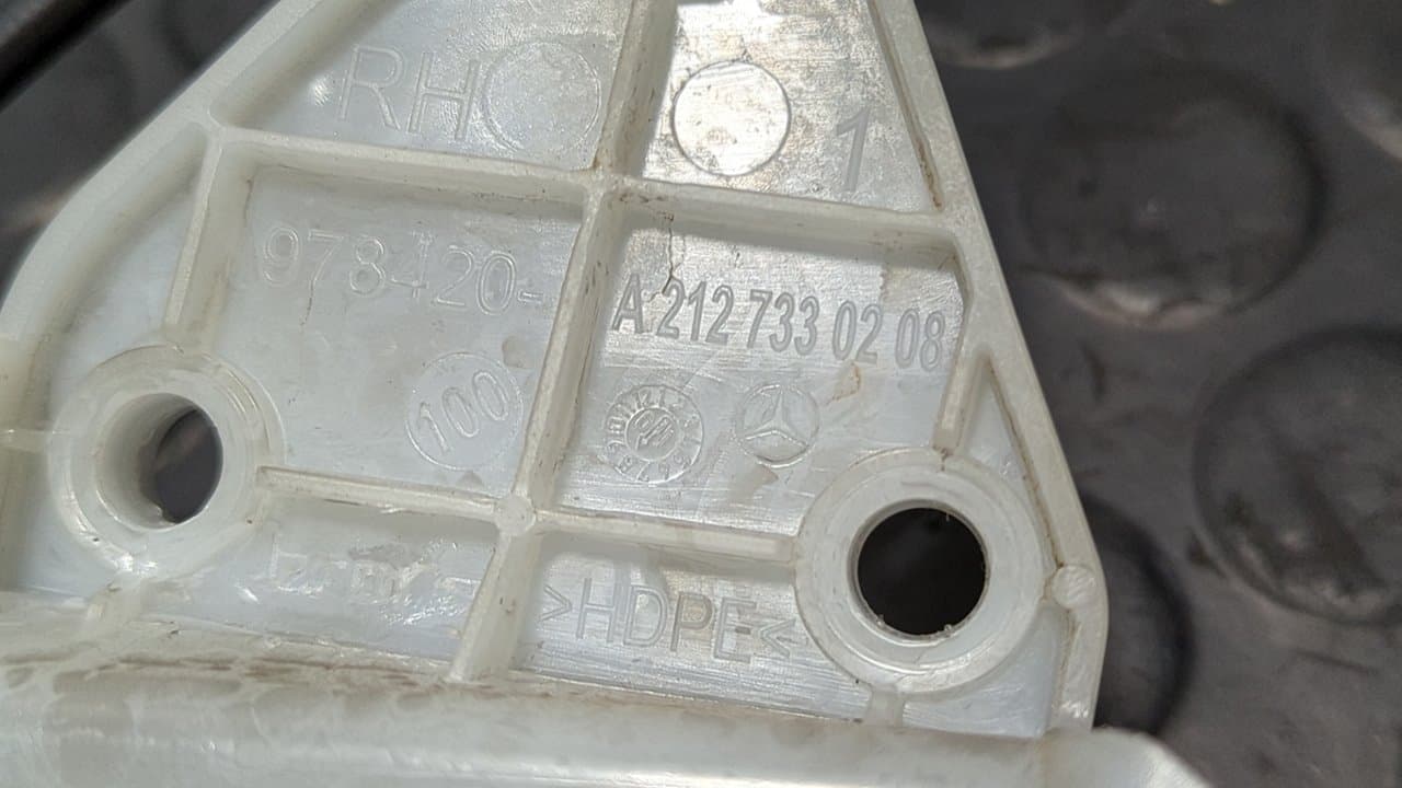 Recambio de CERRADURA PUERTA TRASERA DERECHA para MERCEDES-BENZ CLASE E (W212) FAMILIAR 200 CDI BlueEfficiency (212.205) OM651925 referencia OEM IAM A2047301434 - VERDE 5