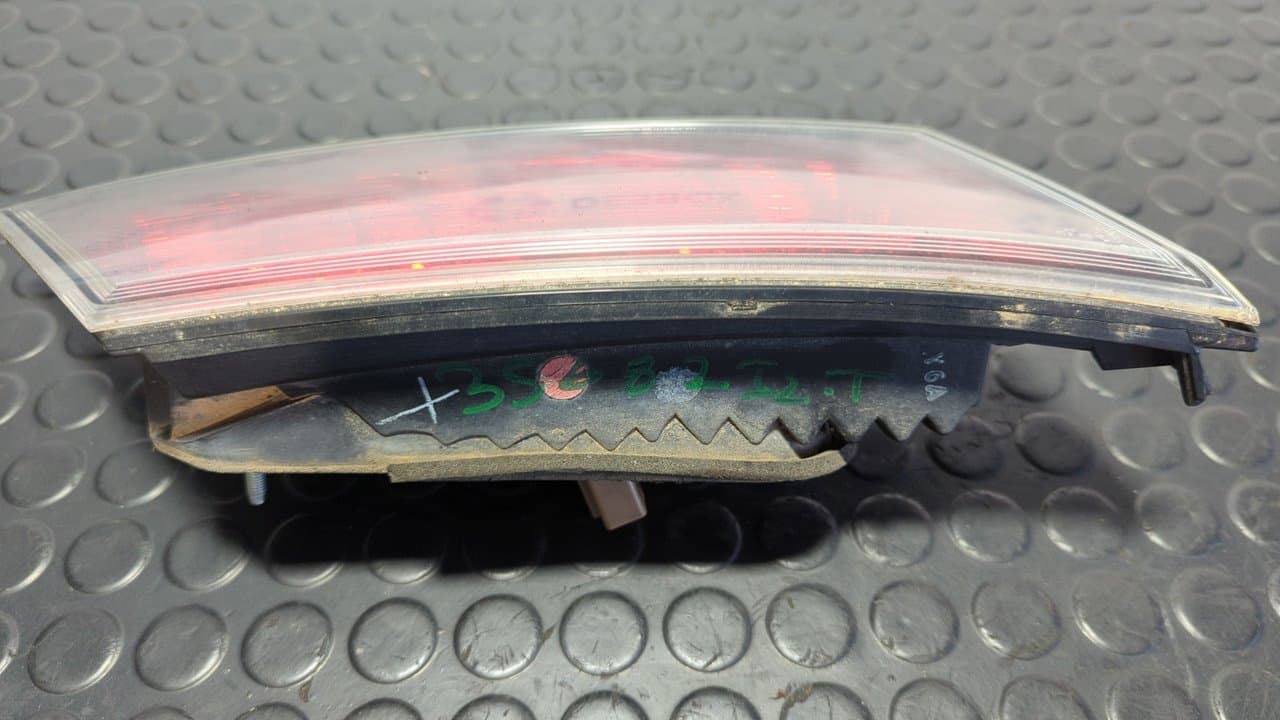 Recambio de PILOTO PORTON IZQUIERDO para HONDA CIVIC BERLINA (FN) 2.2 Type S Heritage N22A2 referencia OEM IAM 22616721 - NEGRO 5