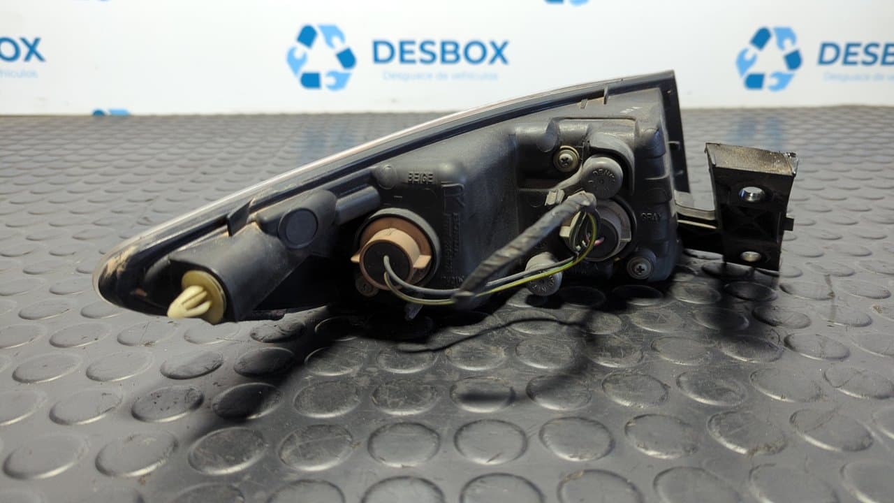 Recambio de PILOTO TRASERO DERECHO para HONDA CIVIC BERLINA (FN) 2.2 Type S Heritage N22A2 referencia OEM IAM 22016721 - NEGRO 8