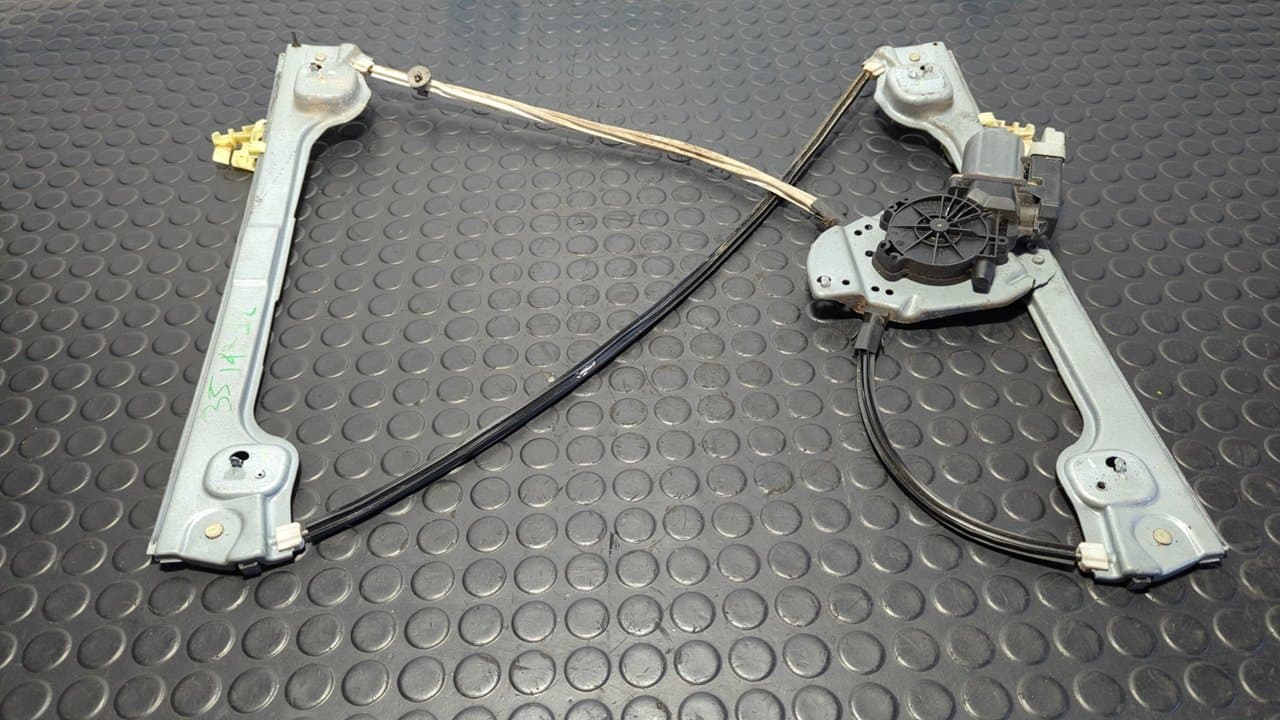 Recambio de ELEVALUNAS DELANTERO IZQUIERDO para PEUGEOT 1007 Dolce NFU referencia OEM IAM 9648051880 - GRIS