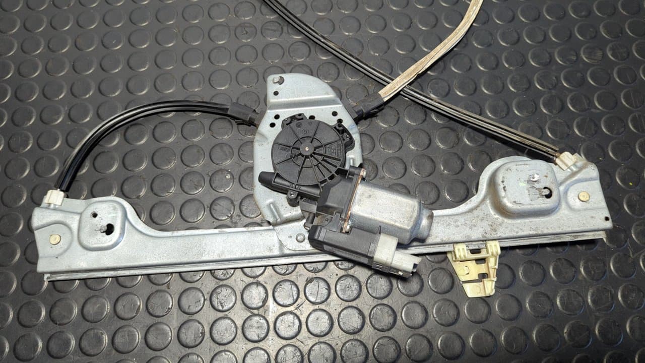 Recambio de ELEVALUNAS DELANTERO IZQUIERDO para PEUGEOT 1007 Dolce NFU referencia OEM IAM 9648051880 - GRIS 4