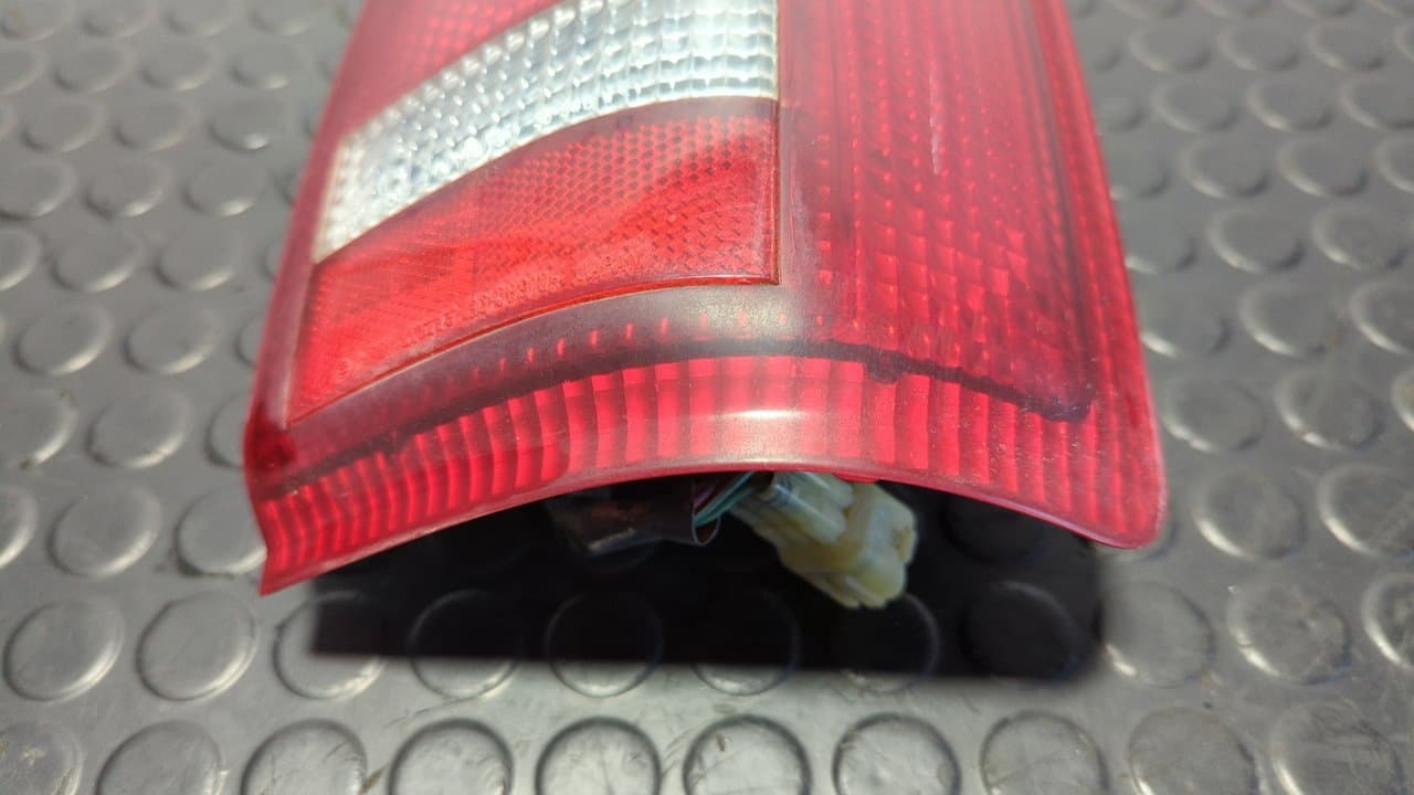 Recambio de PILOTO TRASERO DERECHO para TOYOTA HILUX (KUN) Double Cab 4X4 2L-TE referencia OEM IAM 3308910 - VERDE 2