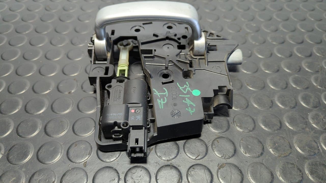 Recambio de MANETA INTERIOR DELANTERA IZQUIERDA para PEUGEOT 1007 Dolce NFU referencia OEM IAM 96801416VV - GRIS 2