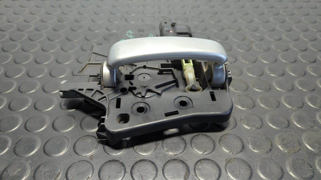 Recambio de MANETA INTERIOR DELANTERA IZQUIERDA para PEUGEOT 1007 Dolce NFU referencia OEM IAM 96801416VV - GRIS 6