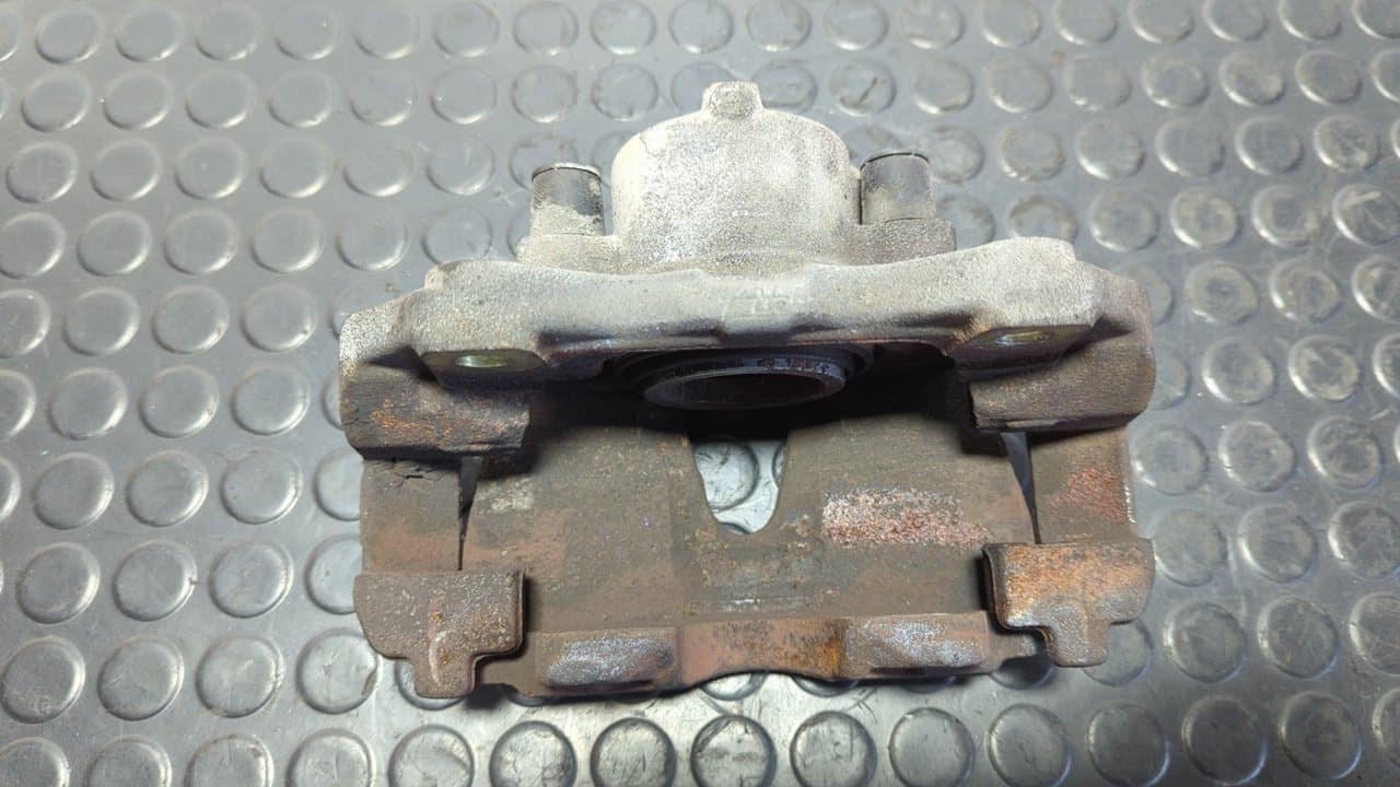 Recambio de PINZA DE FRENO DELANTERA DERECHA para OPEL ZAFIRA A Blue Line Y20DTH referencia OEM IAM 9824 IP24 - GRIS 7