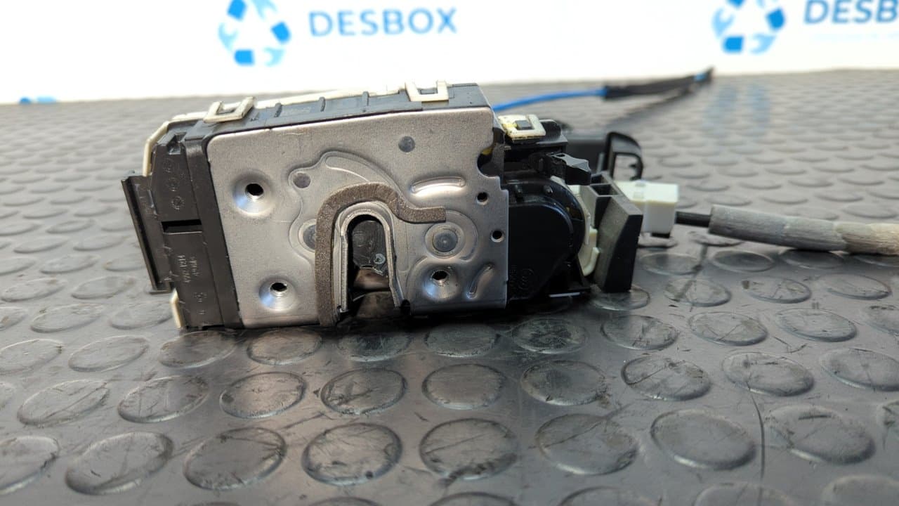 Recambio de CERRADURA PUERTA TRASERA DERECHA para MERCEDES-BENZ CLASE C (W204) LIM. C 220 CDI BlueEfficiency AMG Edition (204.002) OM651911 referencia OEM IAM A0997300235 - BLANCO 3