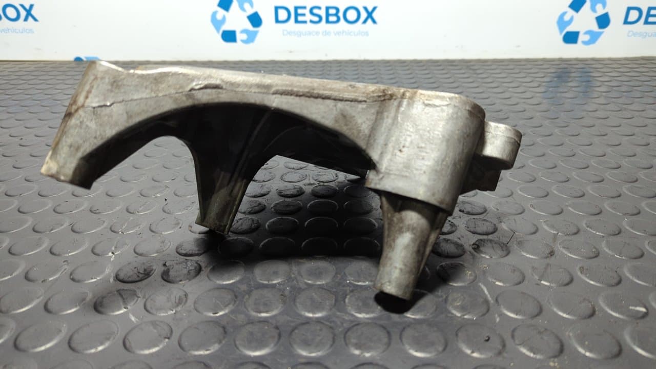 Recambio de SOPORTE MOTOR para SEAT LEON (1P1) BXF referencia OEM IAM 03G199207G - GRIS 4