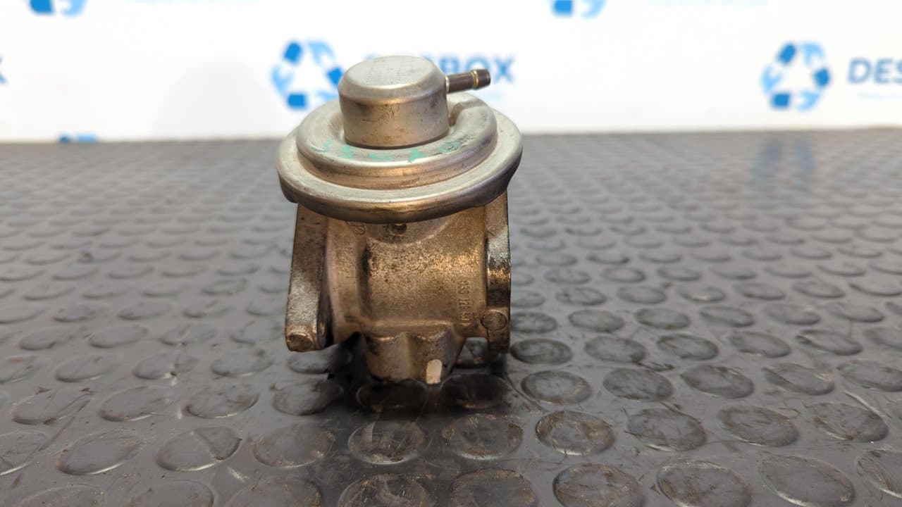 Recambio de VALVULA EGR para SEAT LEON (1P1) BXF referencia OEM IAM 038131501AN - GRIS 3