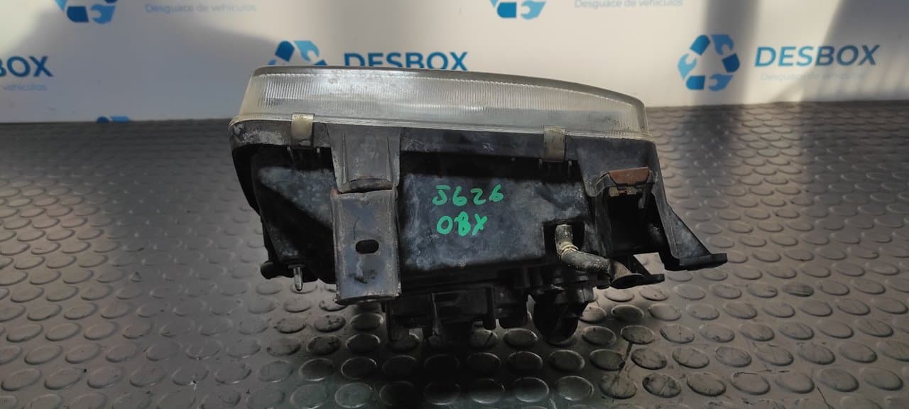 Recambio de FARO IZQUIERDO para TOYOTA HILUX (KUN) Double Cab 4X4 2L-TE referencia OEM IAM 11075437 - VERDE 8