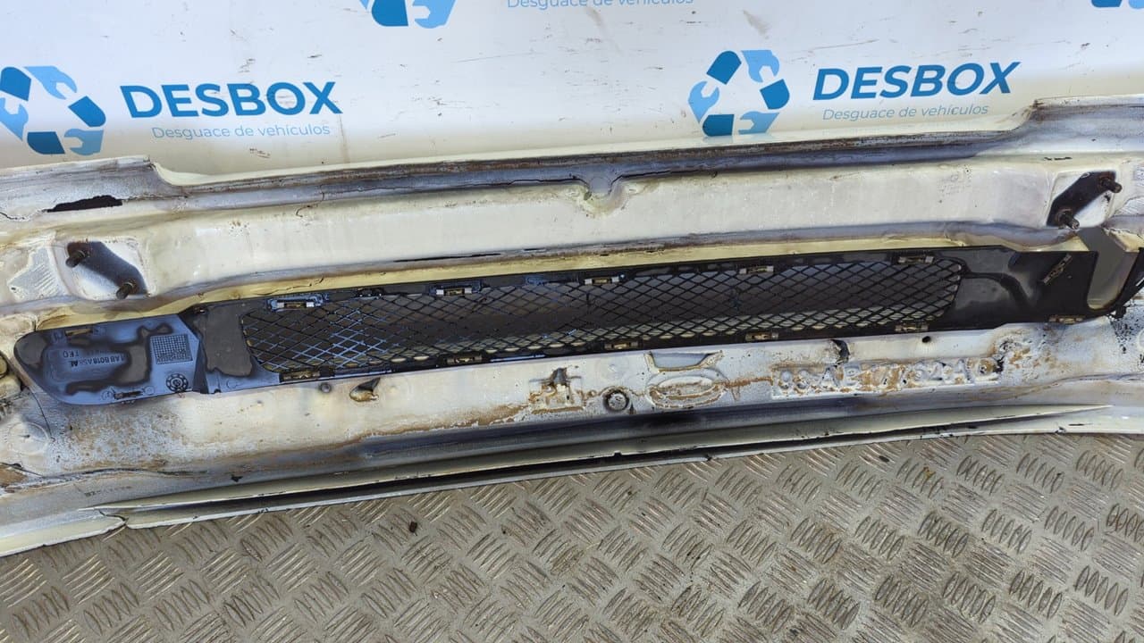 Recambio de PARAGOLPES DELANTERO para FORD ESCORT BERLINA/TURNIER RS 2000 Berlina N7A - BLANCO 9
