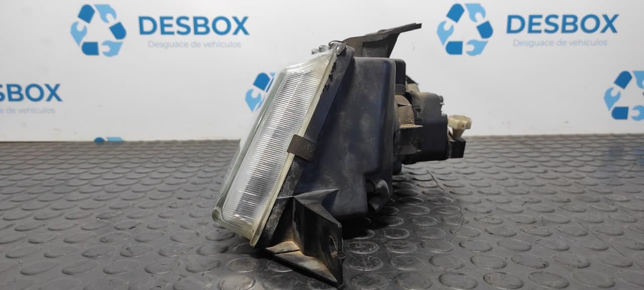 Recambio de FARO DERECHO para SSANGYONG MUSSO 2.9 D OM662 - ROJO 5