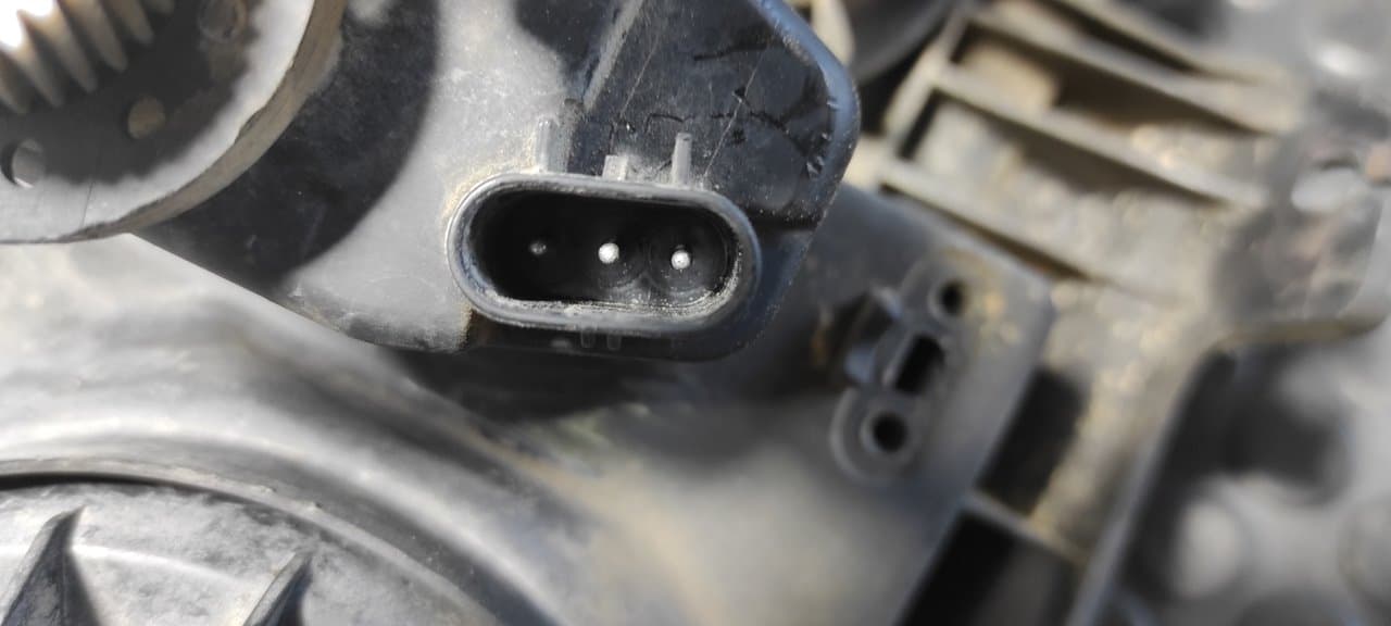 Recambio de FARO DERECHO para SSANGYONG MUSSO 2.9 D OM662 - ROJO 2