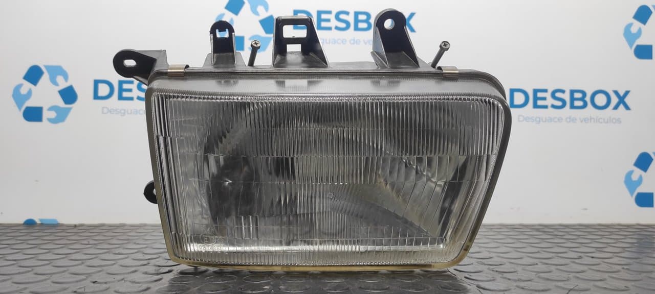 Recambio de FARO DERECHO para TOYOTA HILUX (KUN) Double Cab 4X4 1KZT referencia OEM IAM 11075437 - VERDE