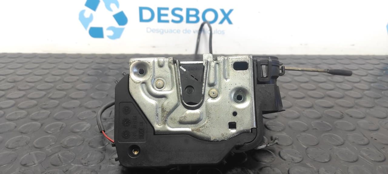 Recambio de CERRADURA PUERTA DELANTERA DERECHA para MERCEDES-BENZ CLASE CLK (W209) COUPE 2.7 CDI 20V CAT OM612967 referencia OEM IAM 2097200435Q7 - AZUL 4