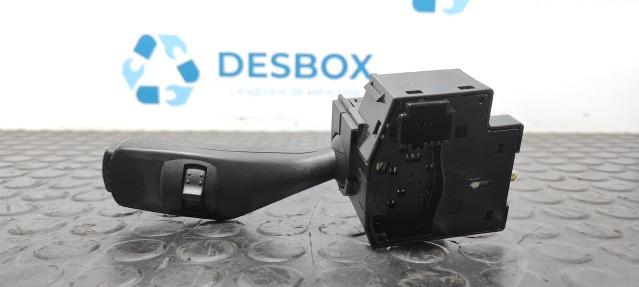 Recambio de MANDO INTERMITENTES para FORD KUGA (CBS) Titanium S TXDA referencia OEM IAM 17D9403 - BLANCO 5
