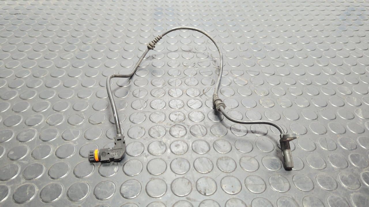 Recambio de SENSOR ABS DELANTERO IZQUIERDO  para MERCEDES-BENZ CLASE C (W204) LIM. C 220 CDI BlueEfficiency AMG Edition (204.002) OM651911 referencia OEM IAM A0065429318 - BLANCO