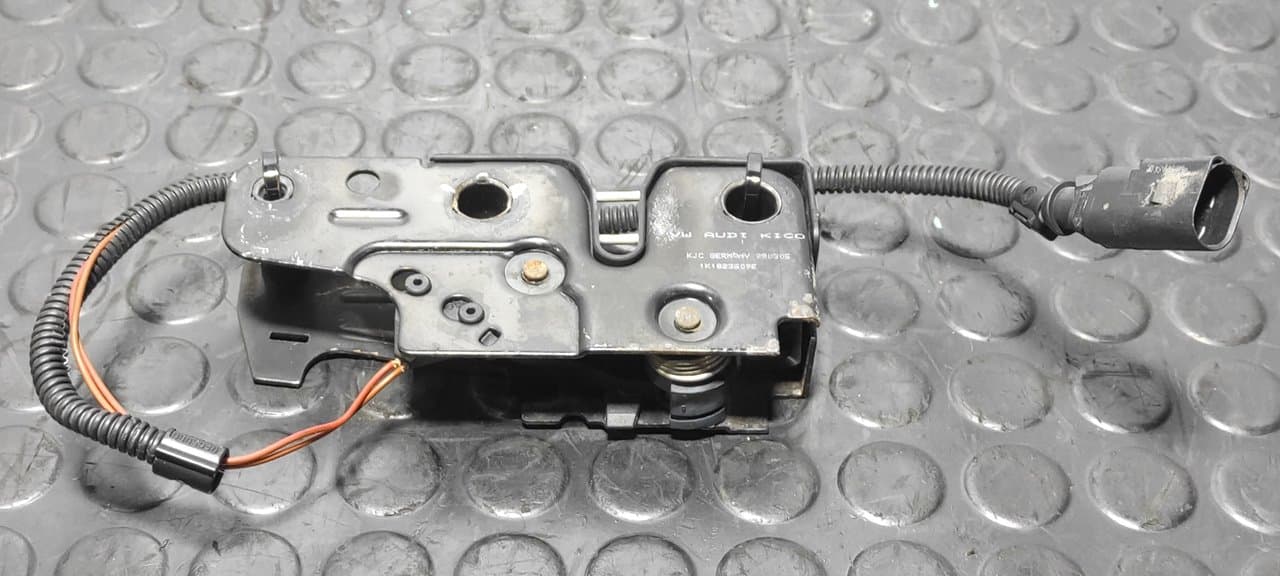Recambio de CERRADURA CAPO para VOLKSWAGEN GOLF V BERLINA (1K1) GT Sport BKD referencia OEM IAM 1K1823509E - GRIS 4