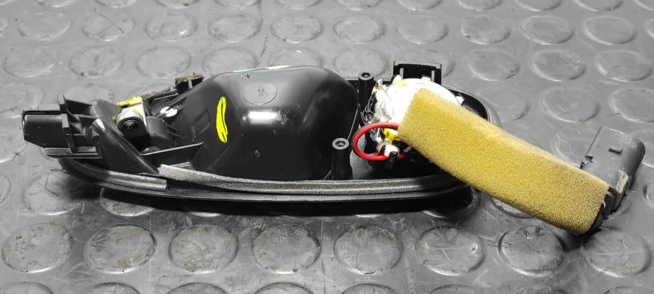 Recambio de MANETA INTERIOR DELANTERA DERECHA para SEAT ALTEA XL (5P5) Reference BSE referencia OEM IAM  5P0837114 - BLANCO 6