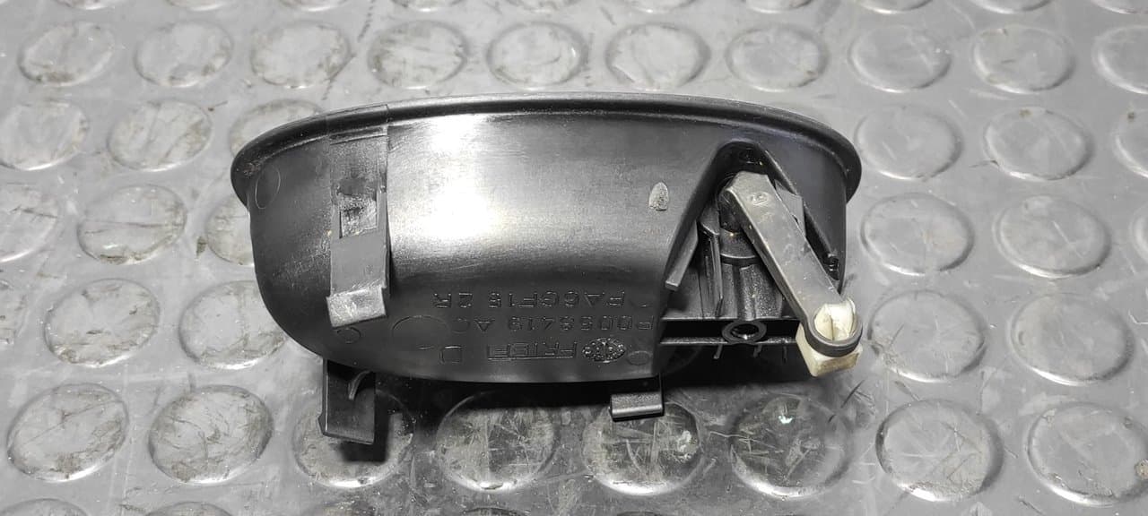 Recambio de MANETA INTERIOR DELANTERA DERECHA para MERCEDES-BENZ CLASE CLK (W209) COUPE 2.7 CDI 20V CAT OM612967 referencia OEM IAM P0058419AC - AZUL 3