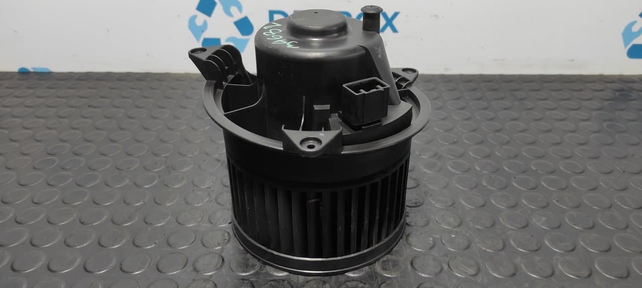 Recambio de MOTOR CALEFACCION para FORD TRANSIT CONNECT (TC7) Furg. HCPA referencia OEM IAM XS4H18456AD - BLANCO
